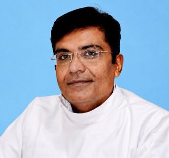 Dr. Navin Futela